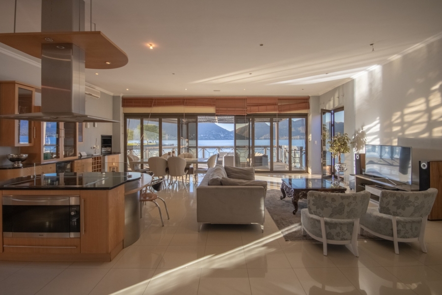 4 Bedroom Property for Sale in Broederstroom North West